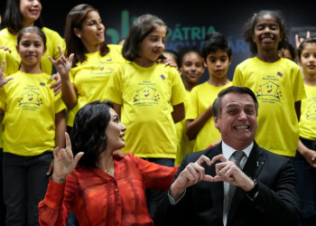 Bolsonaro vai extinguir e-Social em janeiro de 2020 para criar um novo sistema